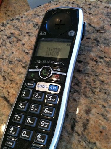 Goog-411 button on cordless phone | Drew Stephens | Flickr