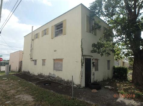 Miami Family Fights Blight Demolition in Liberty City | Miami New Times