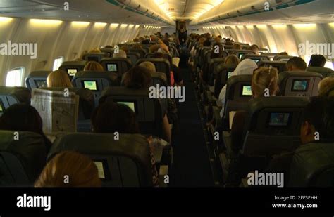 Boeing 737 interior Stock Videos & Footage - HD and 4K Video Clips - Alamy