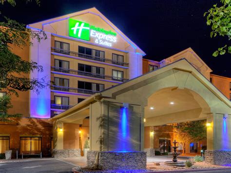 Holiday Inn Express & Suites Albuquerque Midtown Hotel by IHG