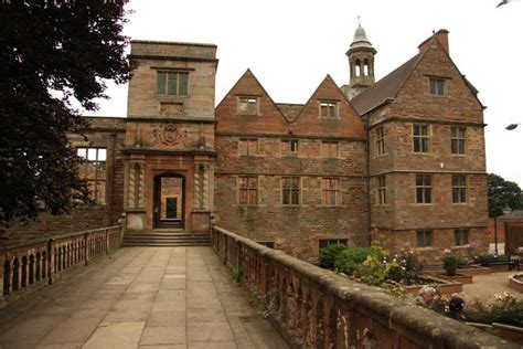 Rufford Abbey © Richard Croft cc-by-sa/2.0 :: Geograph Britain and Ireland