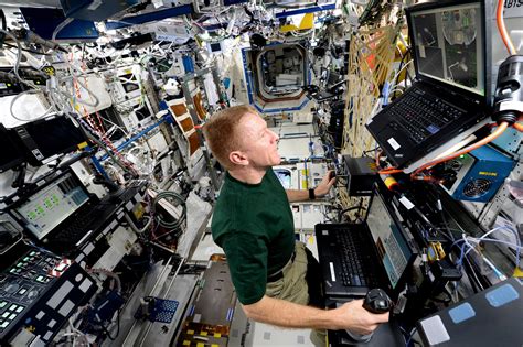 Tim and Tim berthing Cygnus-6 – live – Tim Peake's Principia blog