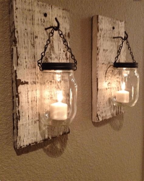 Shabby chic fai-da-te con pallet e barattoli di vetro | Diy farmhouse decor, Mason jar candle ...