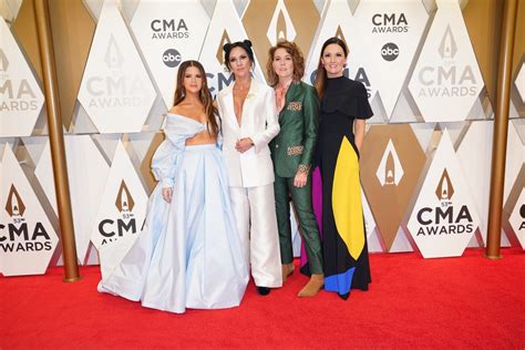 2019 CMA Awards: Ten Best Dressed Looks We Love Sounds Like Nashville ...