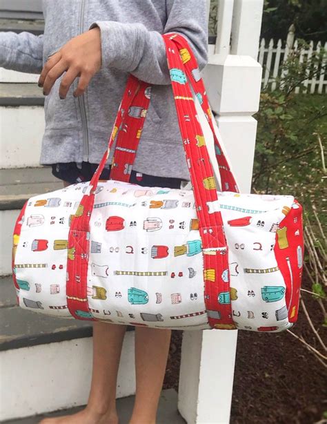 Free Mini Duffel Bag Pattern | The Stitching Scientist | Duffle bag ...