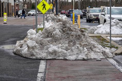 Snow can spread and worsen the effects of pollutants in the environment