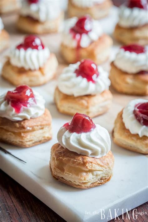 Mini Cherry Pies - puff pastry shells filled with sour cherry filling ...