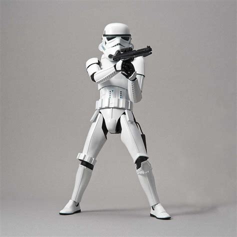 Stormtrooper “Star Wars: A New Hope” 1/6 Scale Model Kit | Video Game Heaven