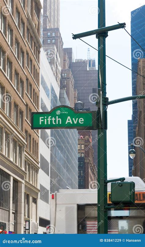 Fifth avenue sign editorial stock image. Image of historic - 83841229