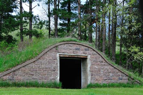 How to Build Your Own Root Cellar