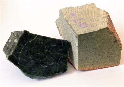 Soapstone Rock | Properties, Composition, Formation, Uses