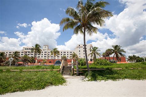 Hollywood Beach Resort – MiamiRentApart