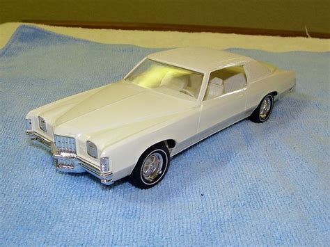 1972 Pontiac Grand Prix Promo Model Car - Cameo White