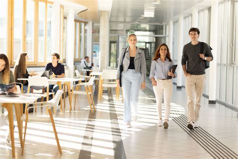 Compact and Flexible: The University of Klagenfurt Offers a Broad selection of Micro-credentials ...