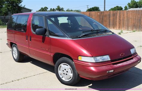 1992 Chevrolet Lumina APV van in Hill City, KS | Item K6105 sold ...