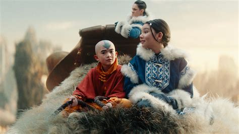 Trailer: Netflix’s Live-Action ‘Avatar: The Last Airbender’ - Hollywood Entertainment News