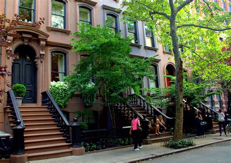 7 Things To Do In And Around New York’s West Village Carrie's Apartment West Village Nyc ...