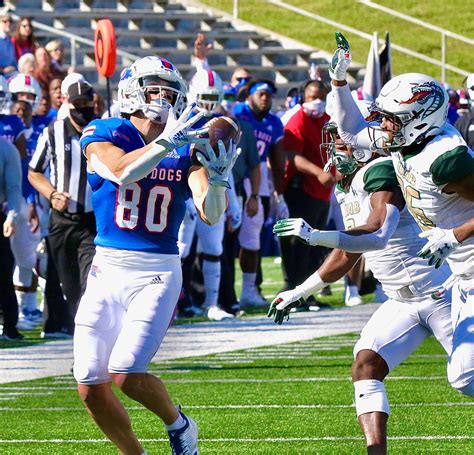 Who are the LA Tech vs. UNT football officials, referee, judges?