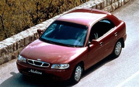 Used 1999 Daewoo Nubira Hatchback Review | Edmunds