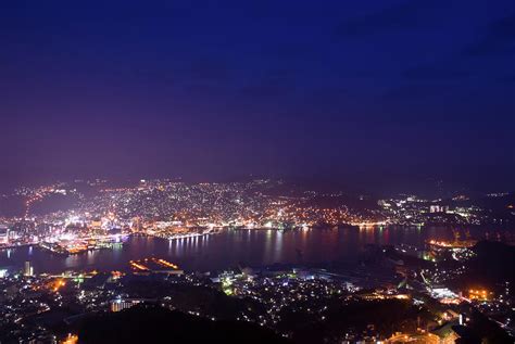 Nagasaki Night View by Travelsoda Photo