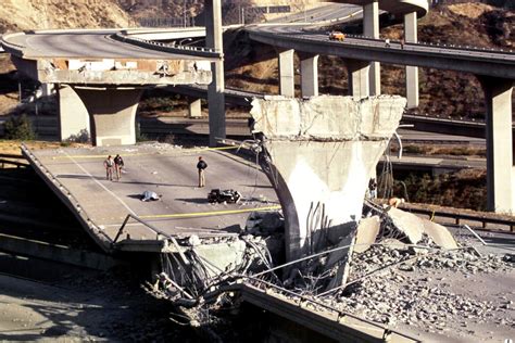 Here's what it was like to live through the terror of the Northridge earthquake, which hit 24 ...