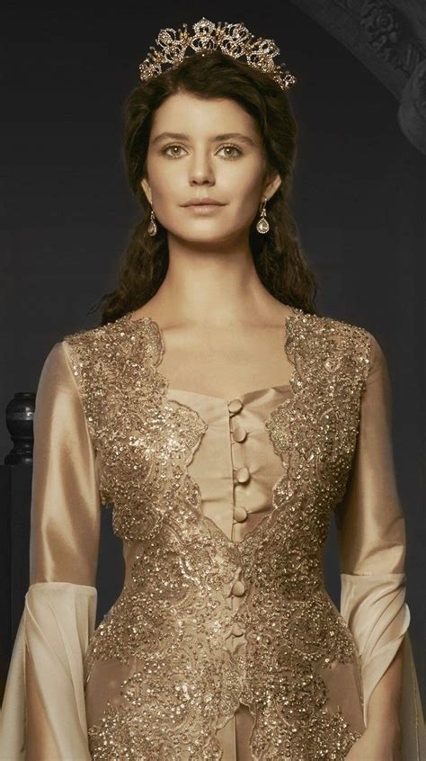 Kosem sultan | Historical dresses, Fantasy dress, Medieval dress