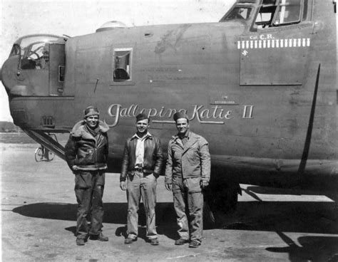 B-24 Consolidated Liberator bomber crew. | WW2: Bombers | Pinterest ...