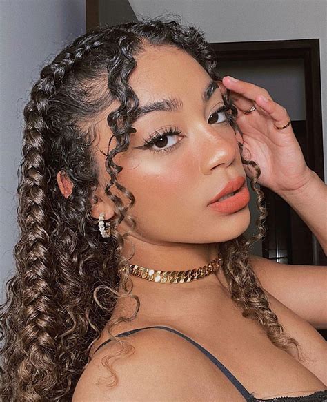 @curlygurlsz on Instagram: “@jasmeannnn 🧡 ” in 2020 | Aesthetic hair, Hair styles, Natural hair ...