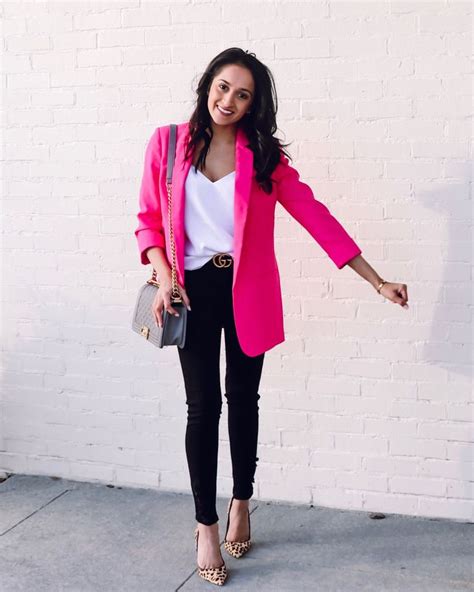 Rosa chaqueta de traje | Blazer outfits for women, Pink blazer outfits, Blazer outfits casual