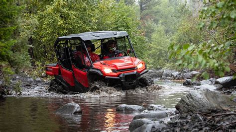 2023 Honda Pioneer 1000-6 Deluxe Crew First Drive