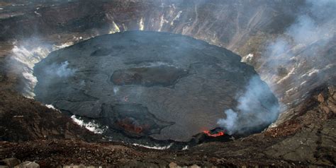 Footage of Kīlauea's eruption is downright hellish | Popular Science