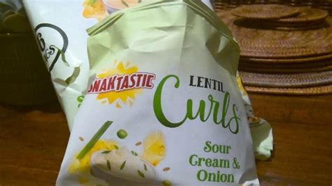 Crisplife - Lidl Snaktastic Lentil Curls Sour Cream & Onion crisp review - YouTube