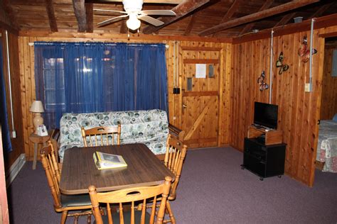 Cabins, Cottages, and Lodge - Eminence, Missouri | Eminence Cottages and Camp