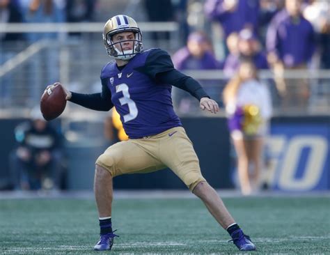 Washington Football: Huskies face tough road test against Cal