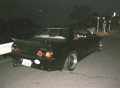 I love this style of 90’s drift scene in this pic : JDM