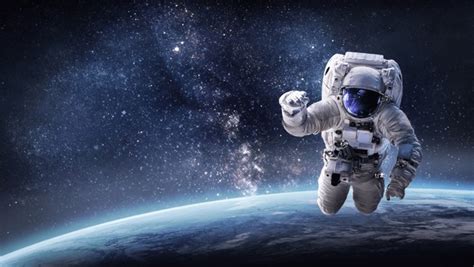 56,519 Astronaut Blue Images, Stock Photos, 3D objects, & Vectors | Shutterstock