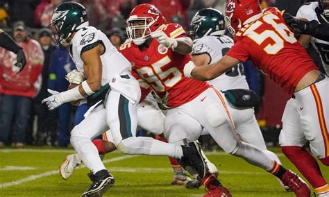 Eagles vs. Chiefs: Instant analysis of 21-17 win in Week 11 on MNF