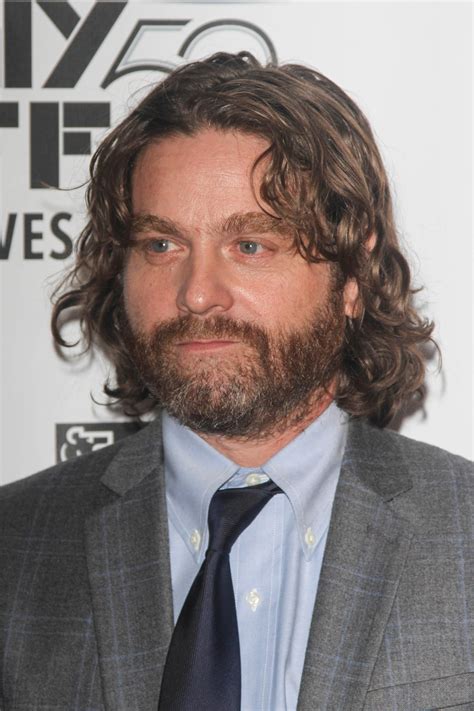 Zach Galifianakis Weight Loss: You Have To See How Slim The Hangover ...