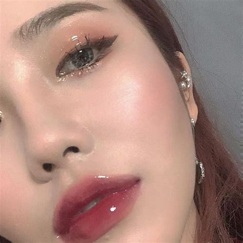 @ireneity | Glossy makeup, Makeup korean style, Aesthetic makeup