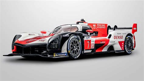 Toyota GR010 Hybrid, ecco l'hypercar per la 24 Ore di Le Mans 2021