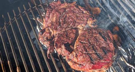 How to grill steak on a charcoal grill - Smoked BBQ Source