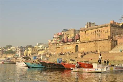 Assi Ghat | Varanasi - What to Expect | Timings | Tips - Trip Ideas by MakeMyTrip