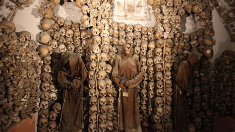 Roman catacombs and 100,000 skulls - GeoRome