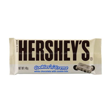 Hershey’s Cookies ‘n’ Crème White Chocolate Bar (2024) reviews