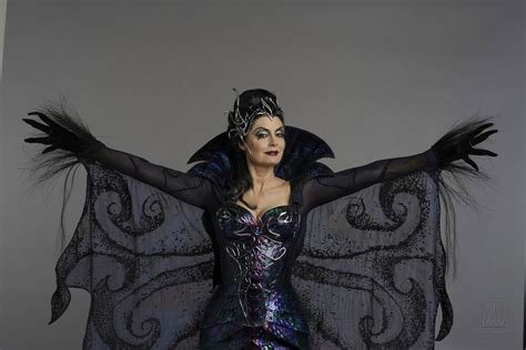 Narissa | Susan sarandon, Queen dress, Disney enchanted