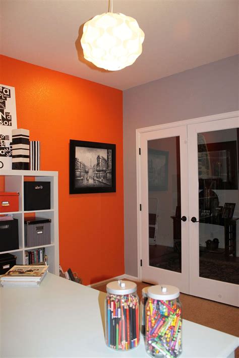 15+ Impressive Paint Color Ideas For Bedroom Walls Orange With Accent Wall Photos | Living room ...