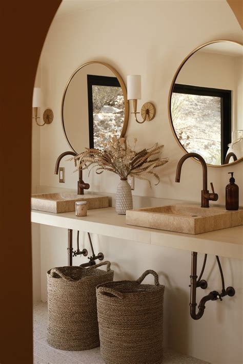 Spanish style bathroom design | Spanish style bathroom, House interior, Decor