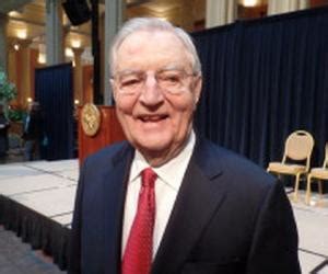 Walter Mondale Biography - Facts, Childhood, Family Life & Achievements