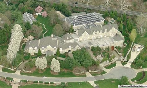 suburban-potomac-ma-mega-mansion-pictured-from-front | Mega mansions, Mansions, Old mansions