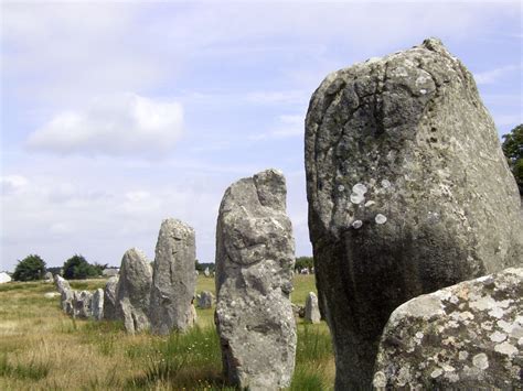 Carnac stones - Simple English Wikipedia, the free encyclopedia